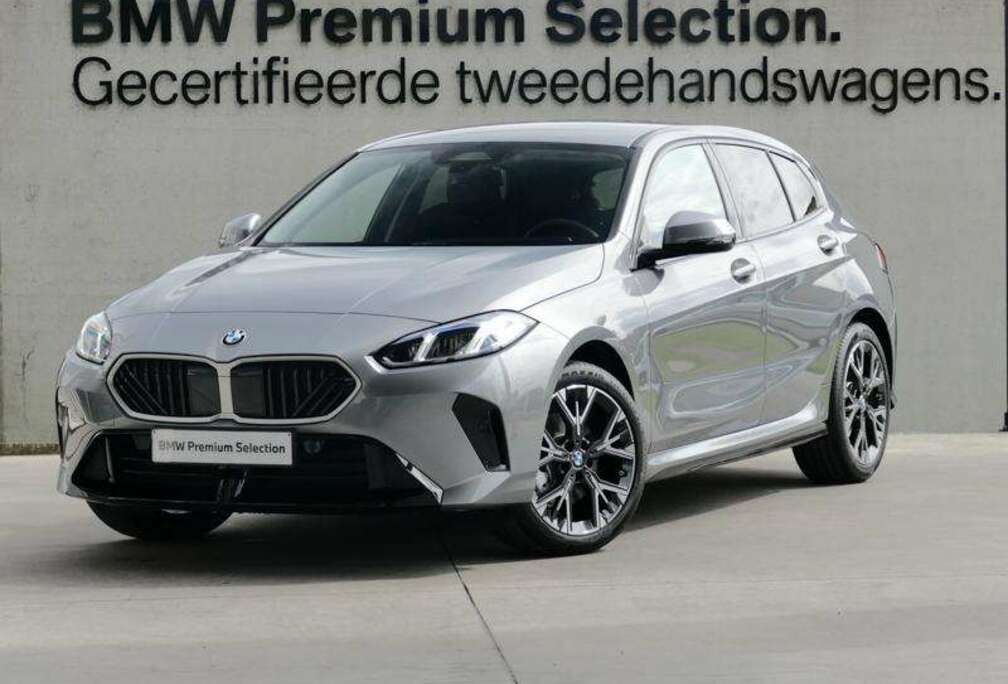 BMW 116iA M Sport  CAMERA