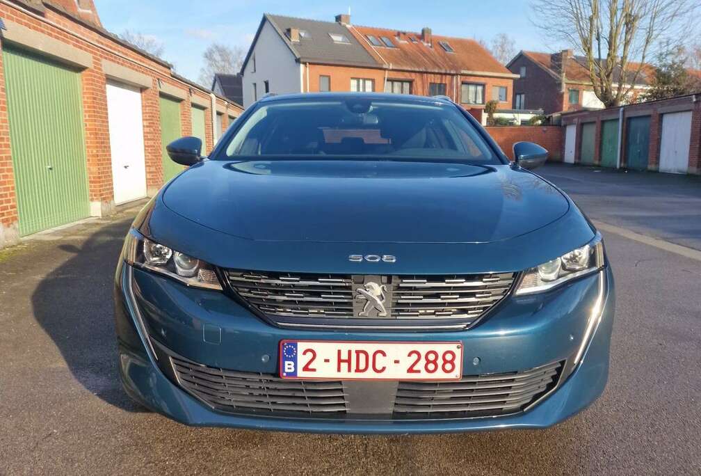 Peugeot SW BlueHDi 130 EAT8 Active Business-Paket