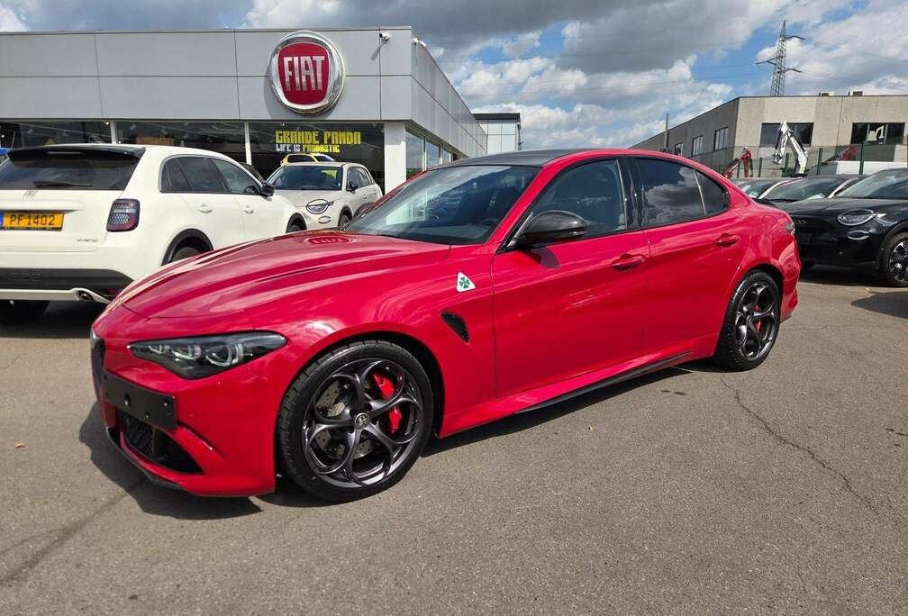 Alfa Romeo QUADRIFOGLIO 2.9 V6 BI-TURBO 520 AT8