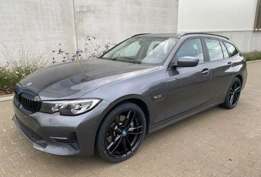 BMW Touring 320eA PHEV
