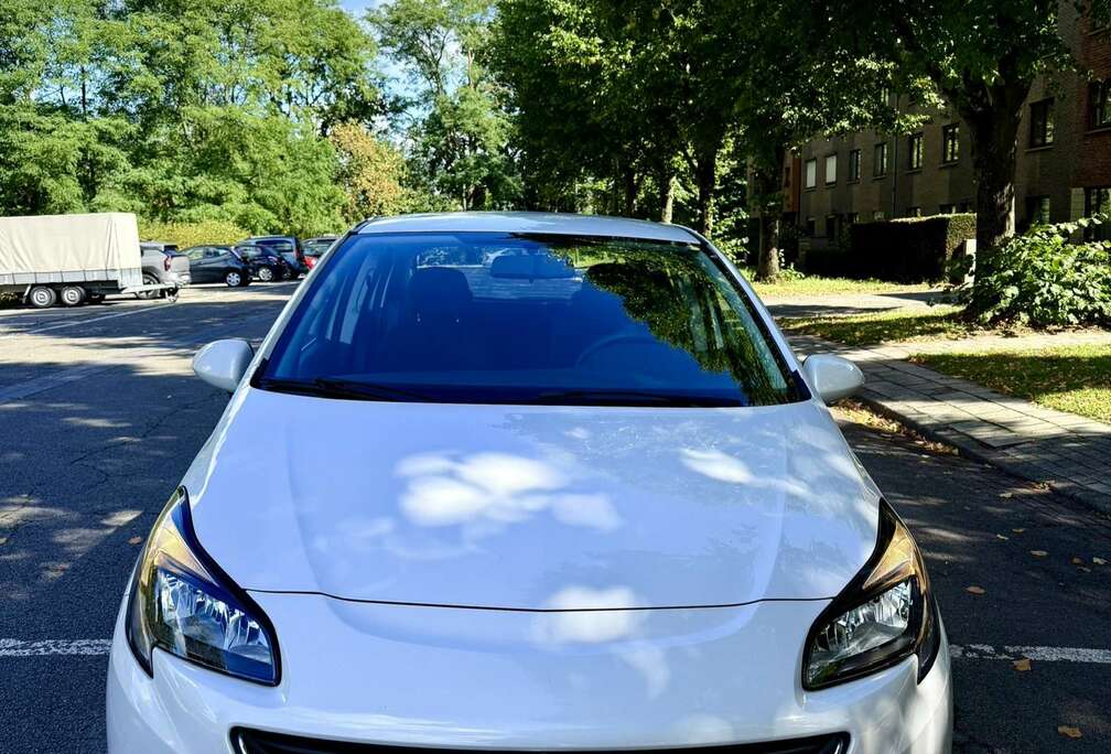 Opel Opel Corsa-e  1.2 benzine jaar 2017 103.000km
