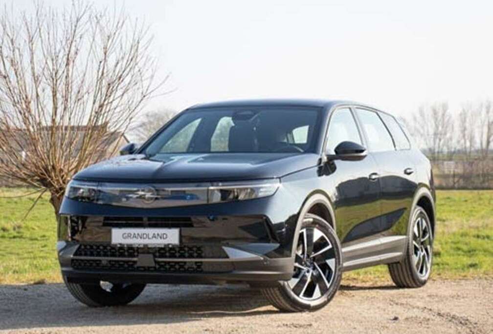 Opel NEW GRANDLAND EDITION1.2T HYBRID 136PKCAMERANAV