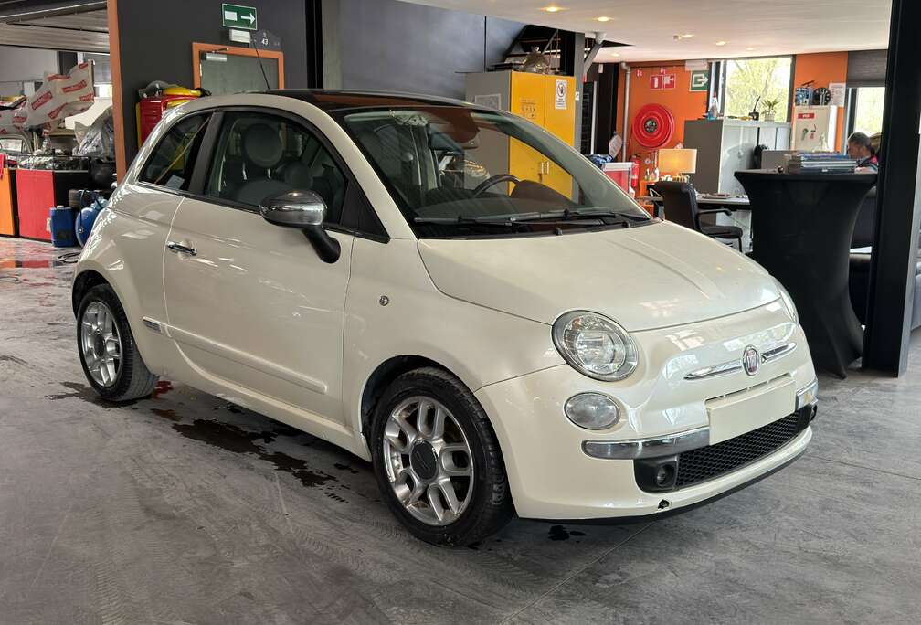 Fiat 500 1.2i Lounge PUR-02 Stop/12 mois de garantie