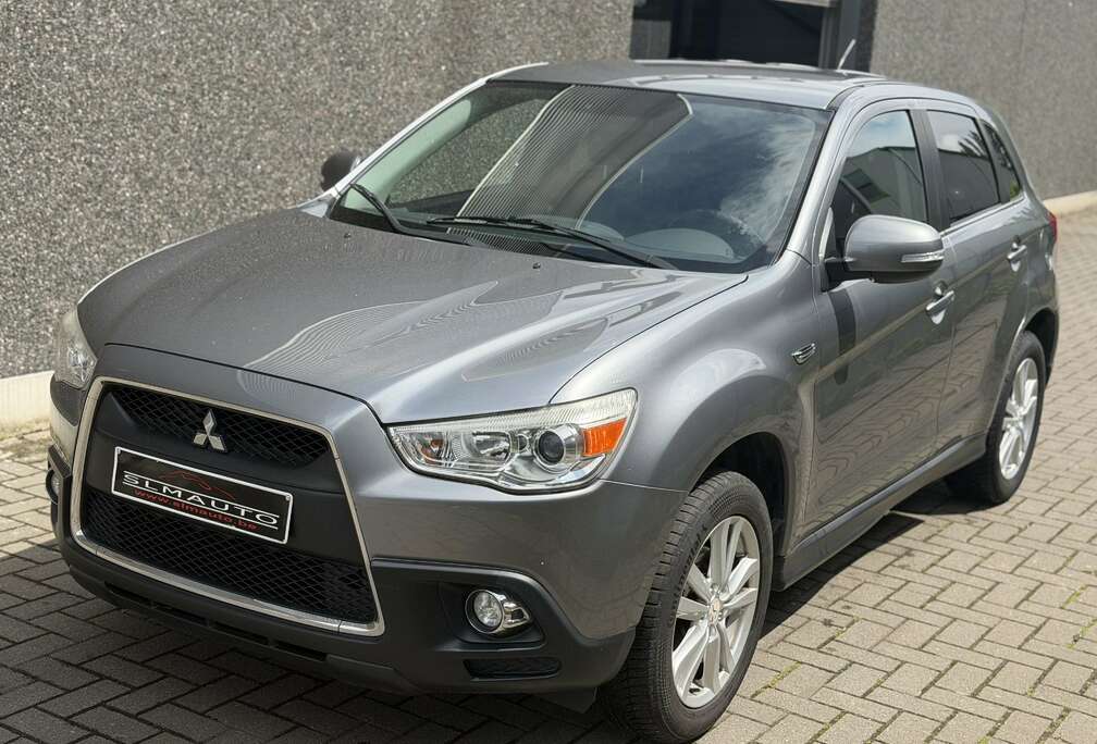 Mitsubishi 1.6 Inform Clim