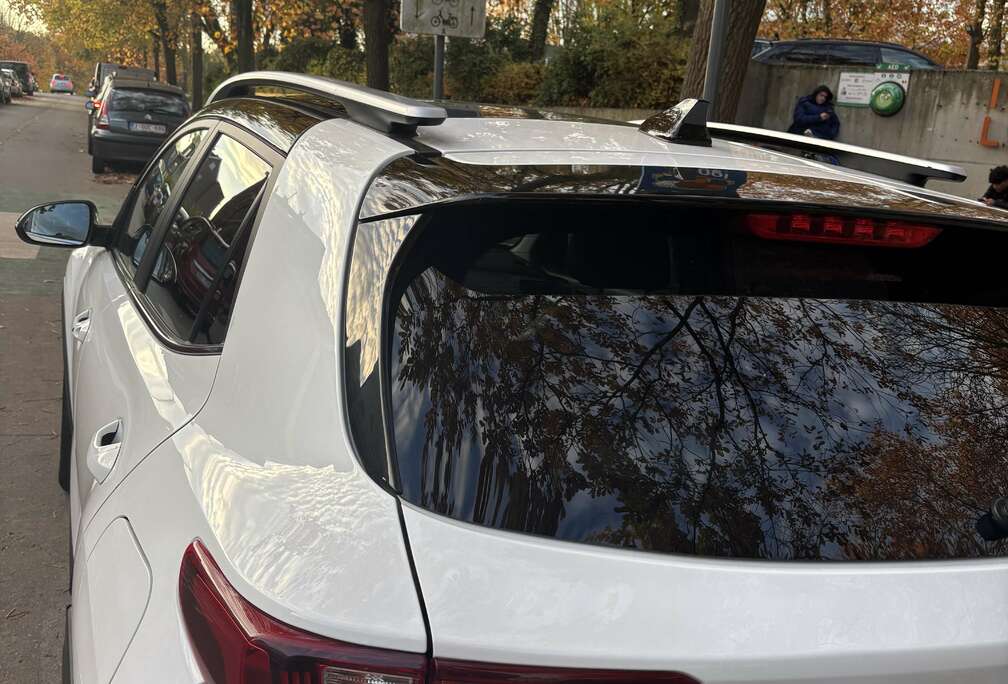 Kia 1.0 T Black Edition ISG