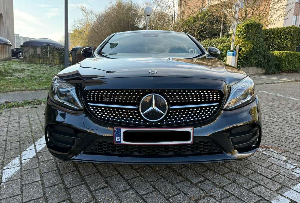 Mercedes-Benz Coupe 4-Matic MHE (essence + électrique) AMG Line