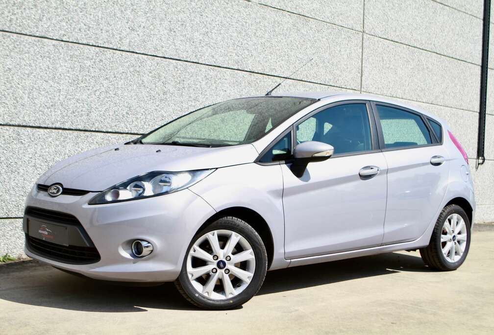 Ford Fiesta 1.25i Champions Edition