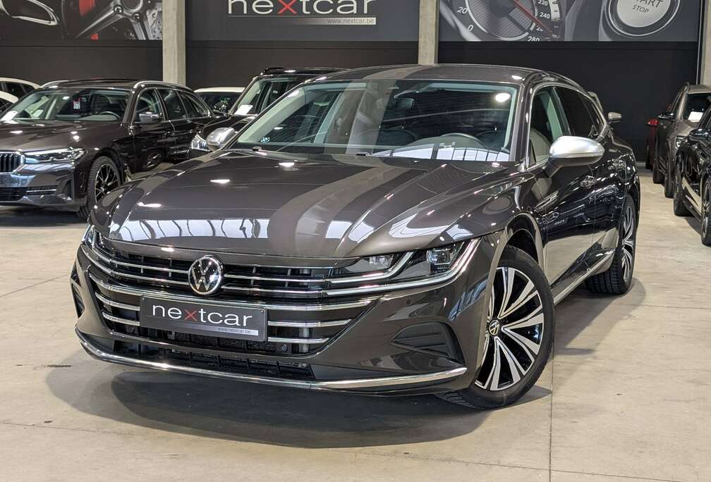 Volkswagen Shooting Brake 2.0 TDi Elegance DSG *LED-CUIR-DIGITAL-NAV-ADAPTATIF*