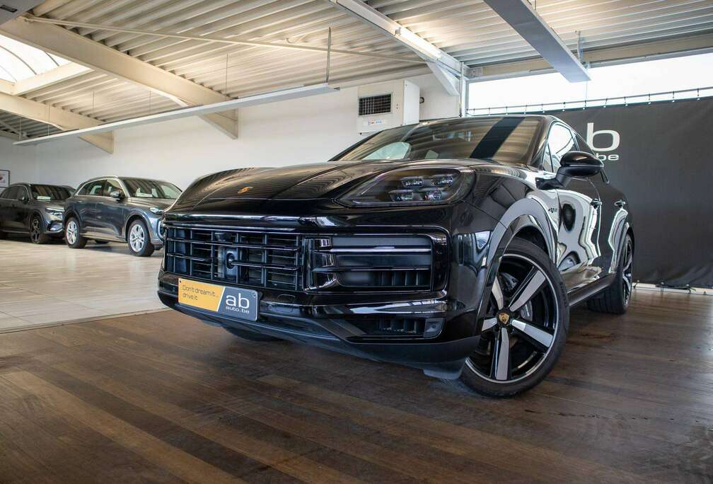 Porsche Cayenne E-Hybrid Coupé, Sport Chrono-pakket, panoramisch schuifdak, adaptieve luchtvering, BOSE soundsysteem, 360° camera
