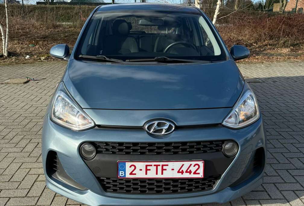 Hyundai 1.0i