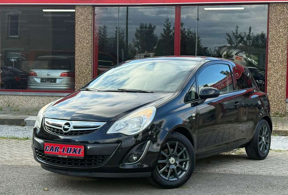 Opel 1.3I 75CV  GPS CLIMATISATION REGULATEUR