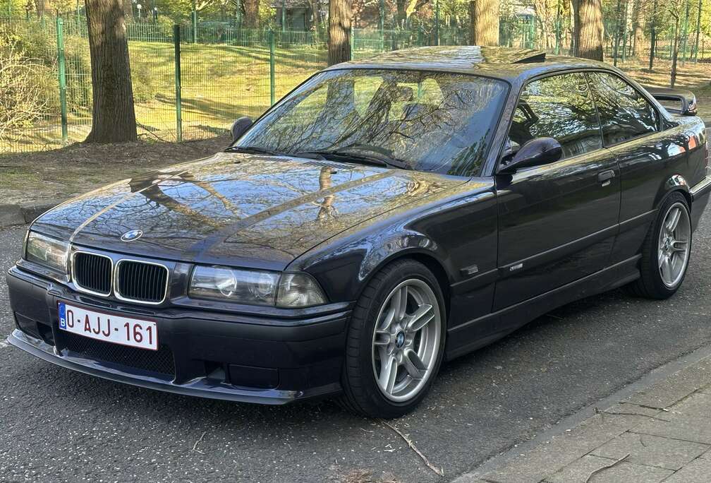 BMW E36 325i Coupé