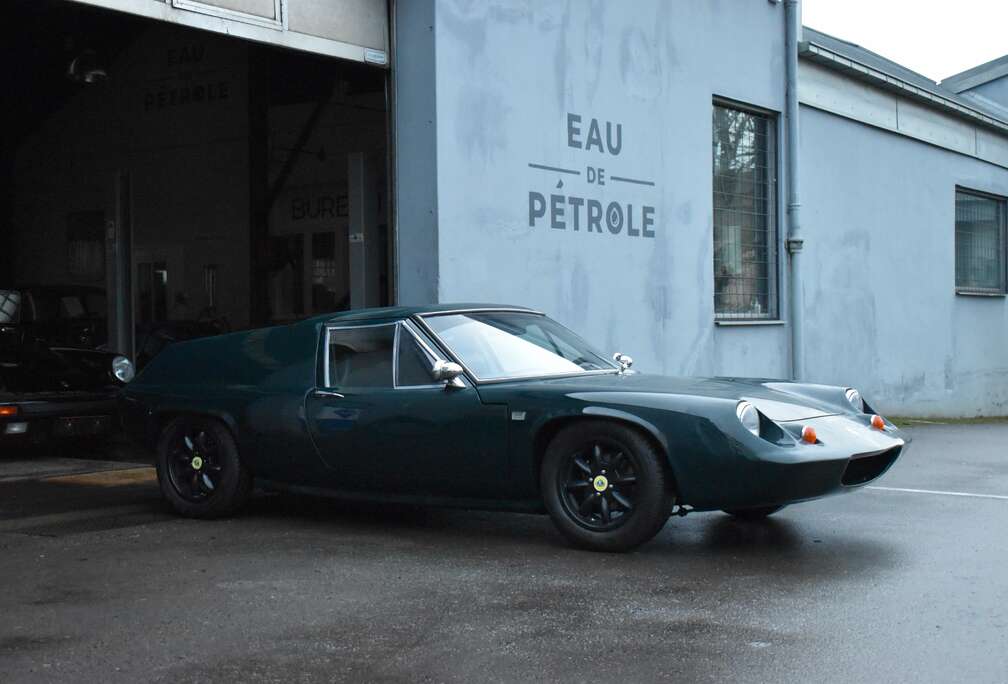 Lotus S2
