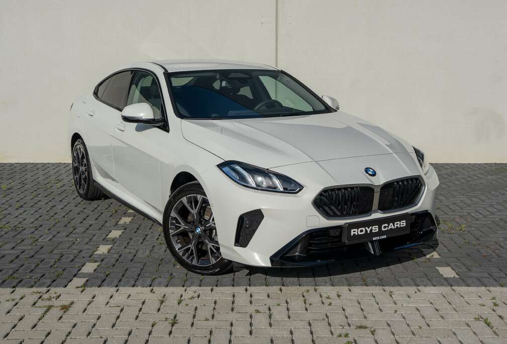 BMW 216iA M-Sport Design/M shadow Line/Camera/LED/3 jaar fabrieksgarantie