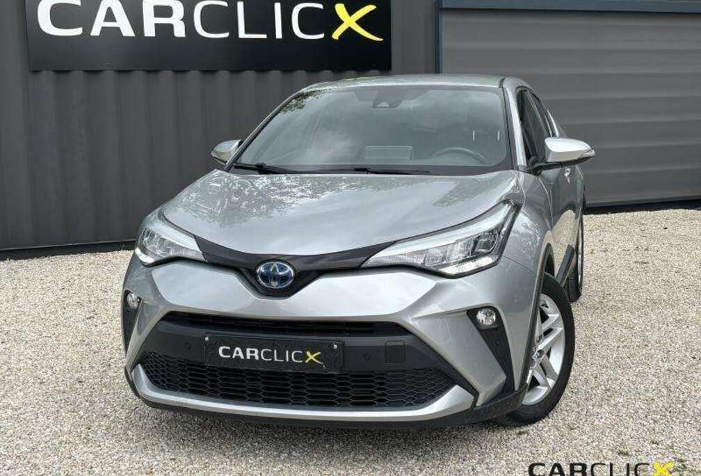 Toyota *Hybrid*incl. set winterbanden op velg/leder