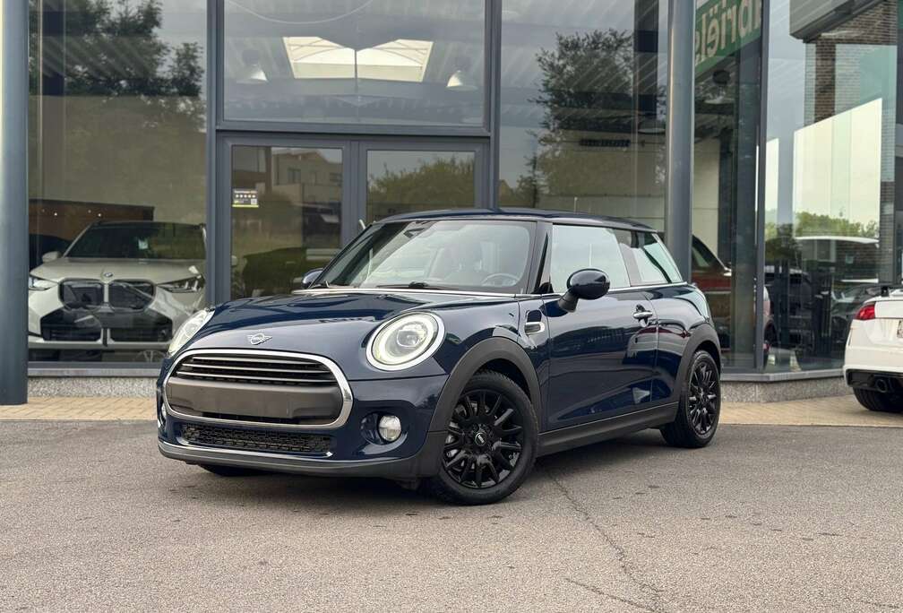 MINI 3-deurs Pepper Edt. / PDC / NAVI / AIRCO / BLUETH