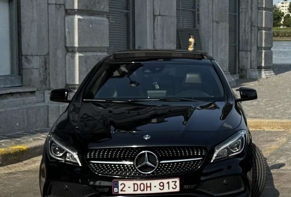 Mercedes-Benz Shooting Brake 7G-DCT AMG Line