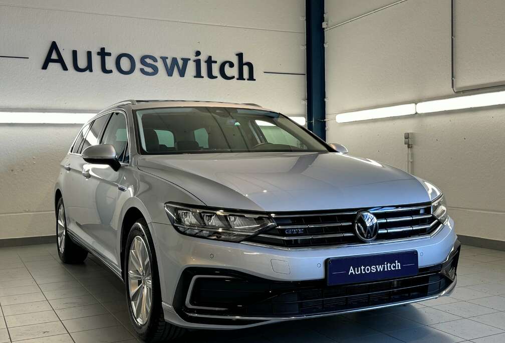 Volkswagen 1.4 TSI GTE - Plug-in hybrid - Pano/key-less/Acc..