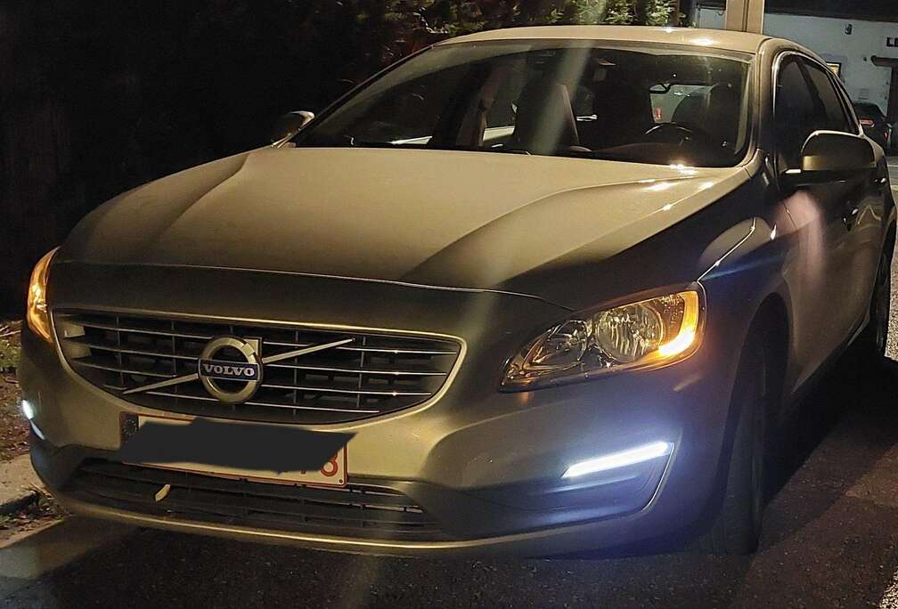 Volvo V60 1.6 D2 Momentum
