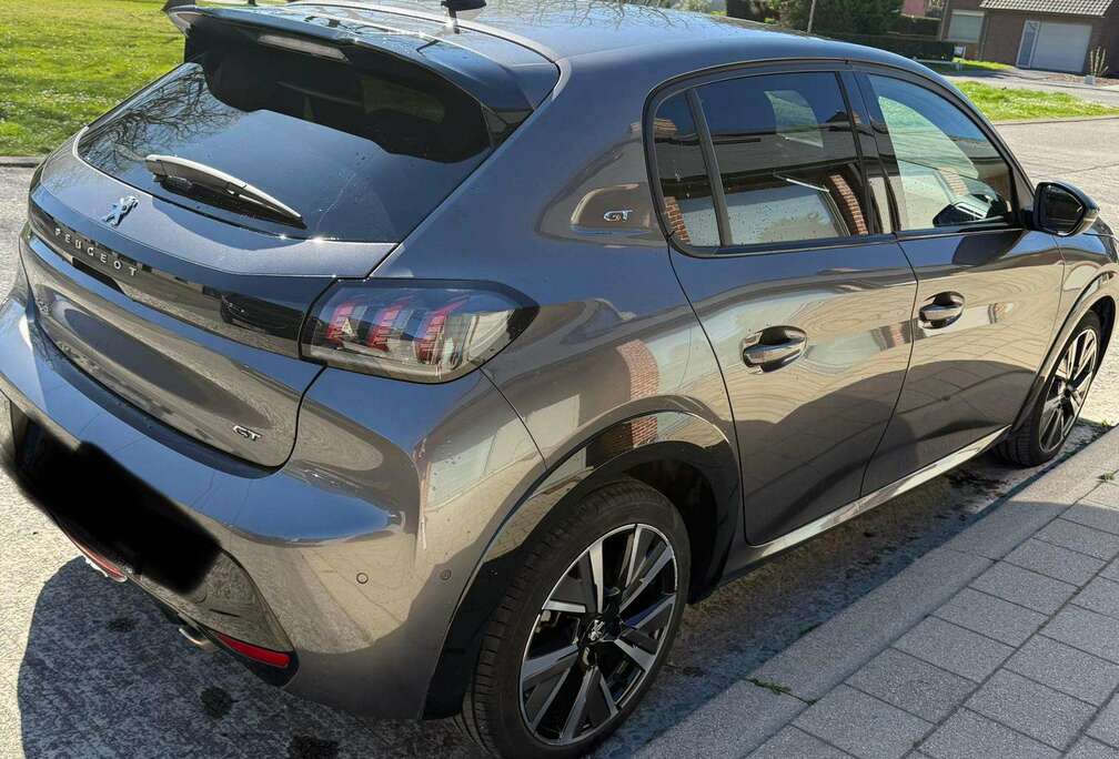 Peugeot 208 1.2i PureTech GT