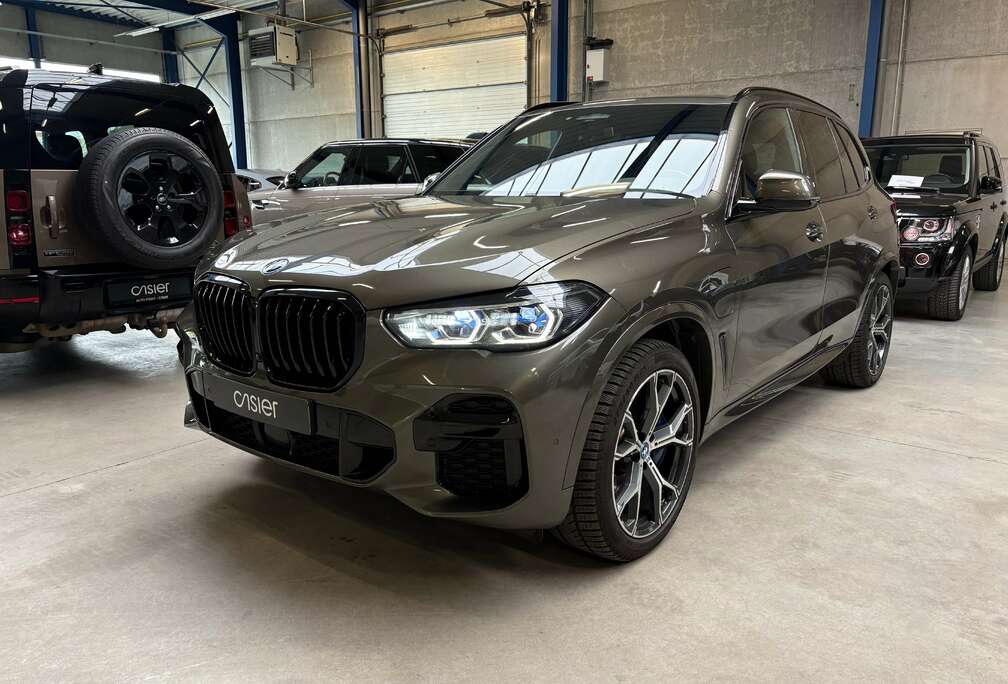 BMW 45e M-Sport xDrive PHEV l Manhattan Green l BMW Garantie l Sky Lounge l Massage l HUD l Laser l Soft-Close