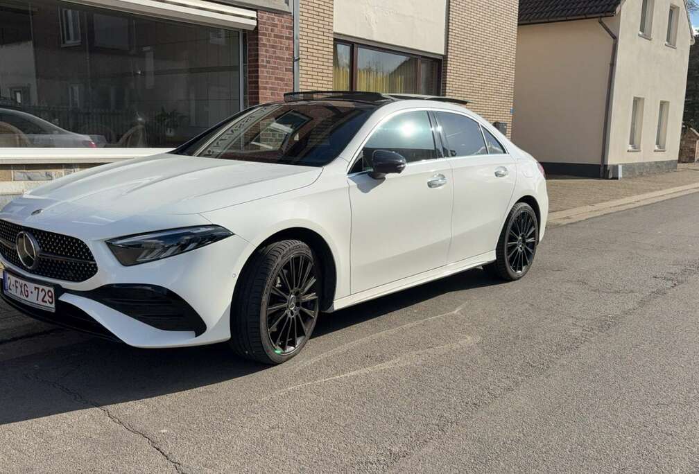Mercedes-Benz Mercedes Benz A 250e Sedan
