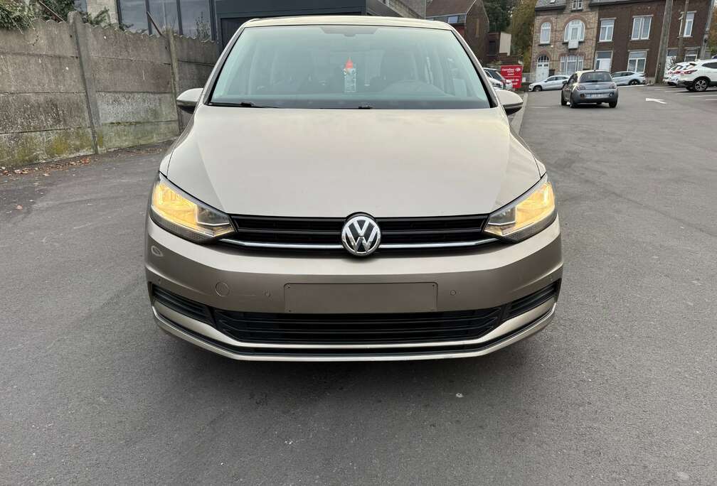 Volkswagen Touran 1.6 TDi SCR Highline