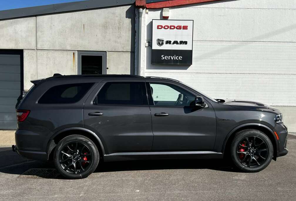 Dodge 5.7 RT AWD Premium Tow\'n Go Black top