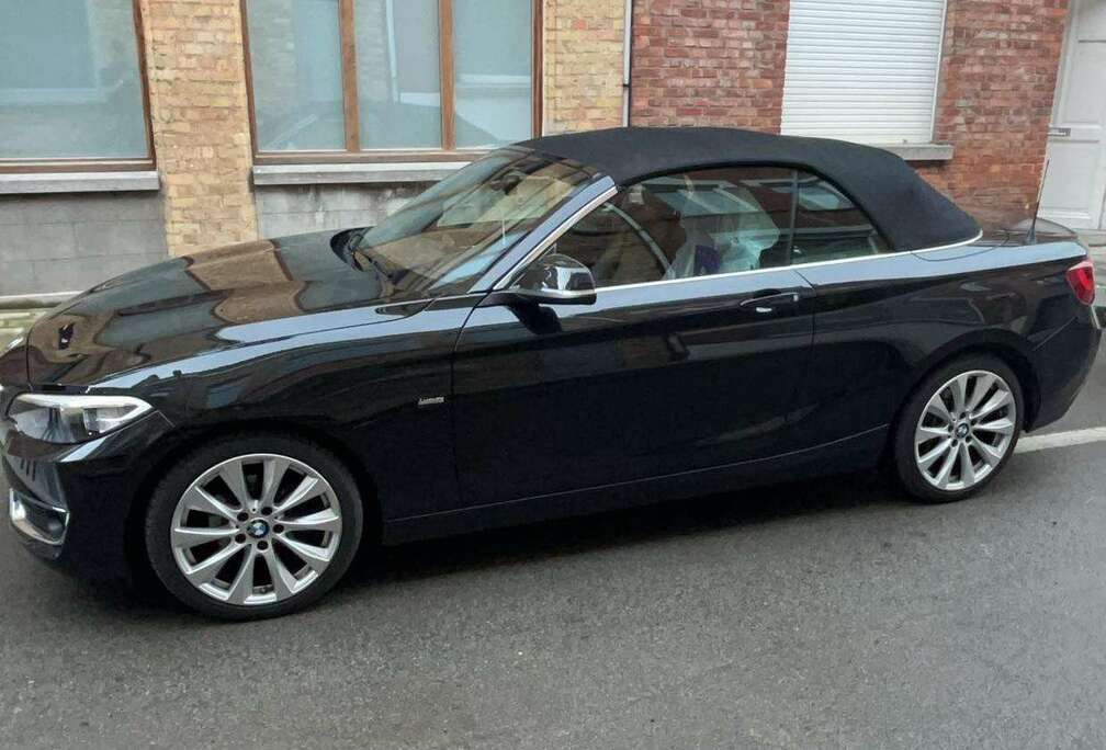 BMW 218i Cabrio Luxury Line