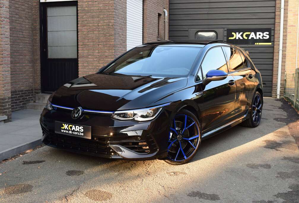 Volkswagen Black Edition DSG - LED / LEDER / HEAD-UP / PANO-OPENDAK / CARBON INLEG