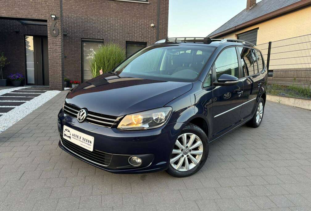 Volkswagen 1.6 CR TDi Highline Automaat - Navi - Pano