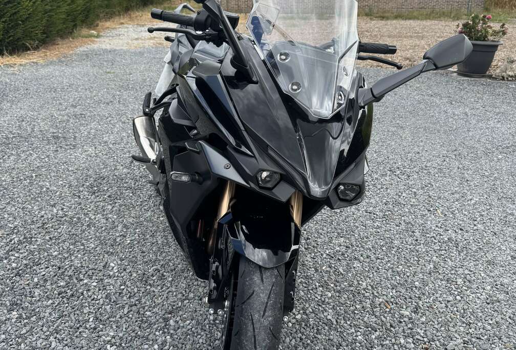 Suzuki Touring/Sport