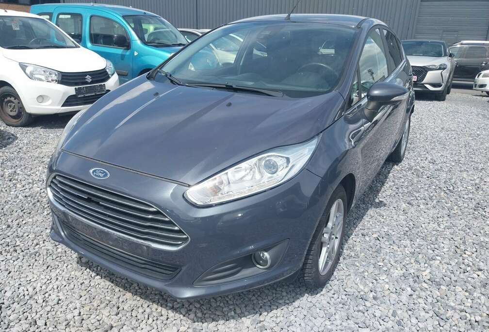 Ford 1.0i 80 CH / CLIM, BLUETOOTH / MARCHAND OU EXPORT