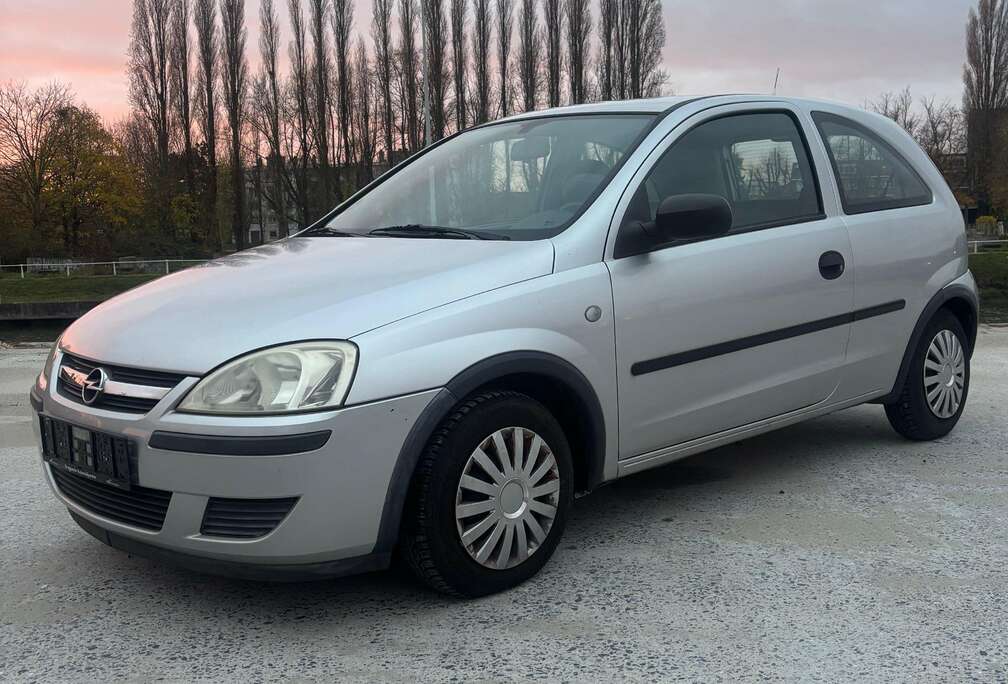 Opel 1.0i XE 12v N Joy Easytronic