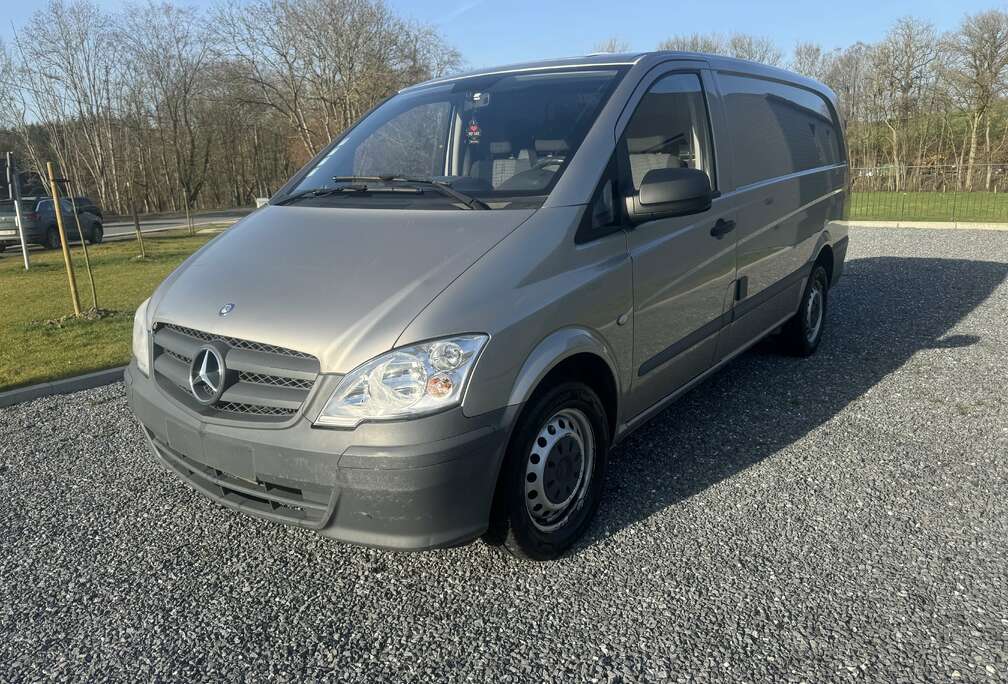 Mercedes-Benz 113 CDI AUTOMATIQUE