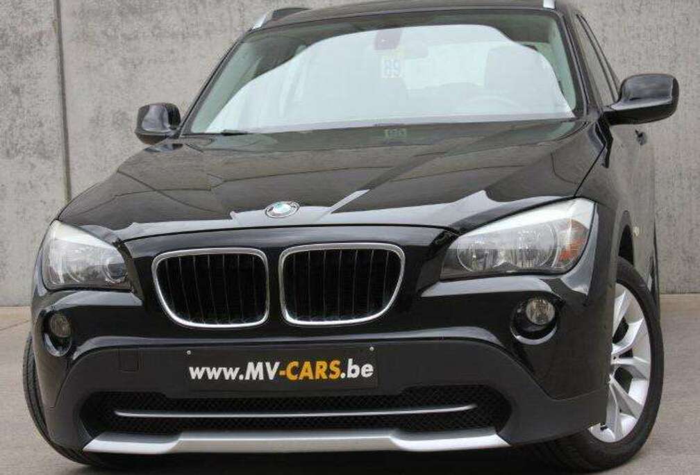 BMW BMW X1/ Automaat/Trekhaak/cruise control