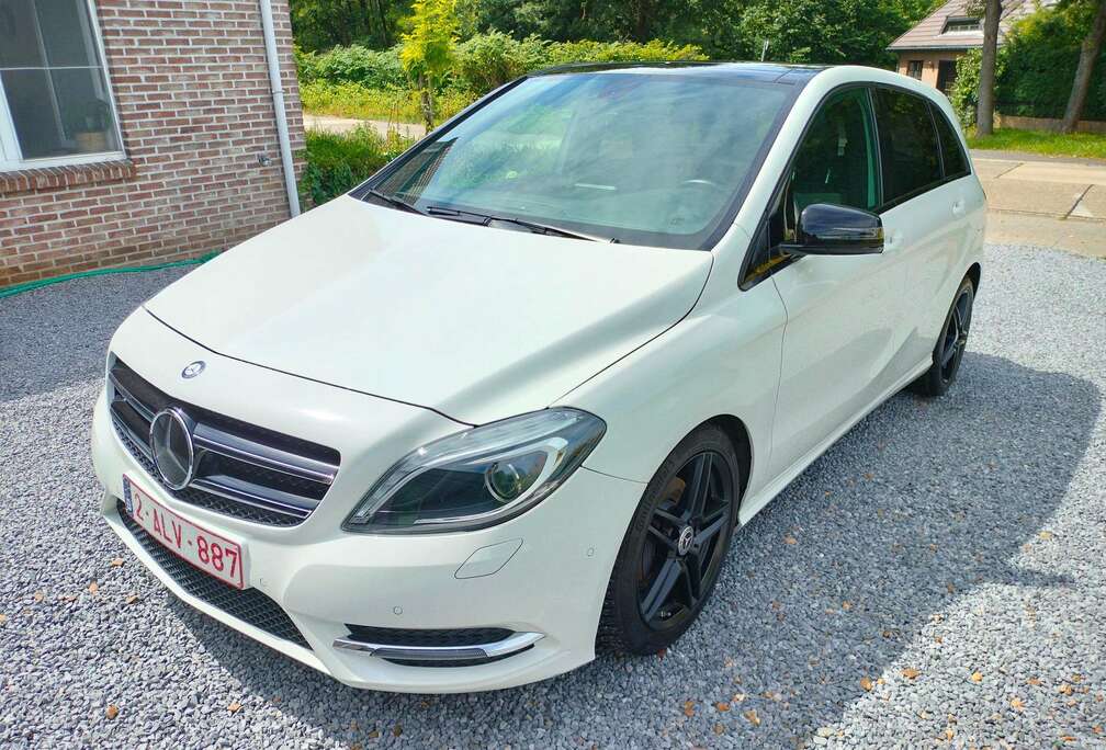 Mercedes-Benz B 180 (BlueEFFICIENCY)