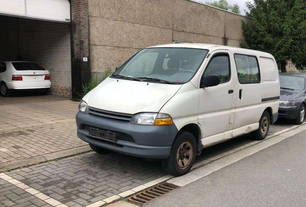 Toyota 2.4 Turbo LX Swing Doors