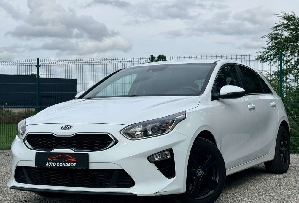 Kia Ceed 1.0 T-GDi // GPS // CAMERA // CLIM // 12 MOIS GARANTIE