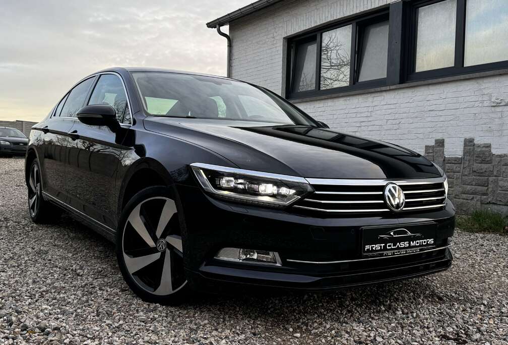 Volkswagen Passat 1.6 TDi DSG*FULL LED*CARPLAY*ADAPT CRUISE*