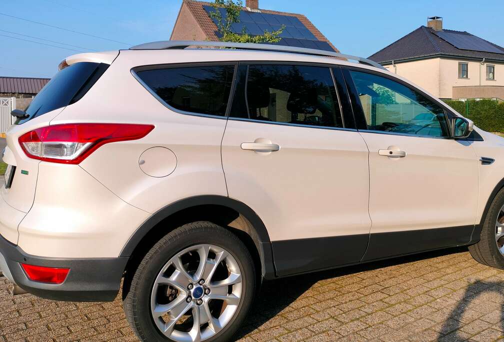 Ford Kuga 1.6 EcoBoost 2x4 SYNC