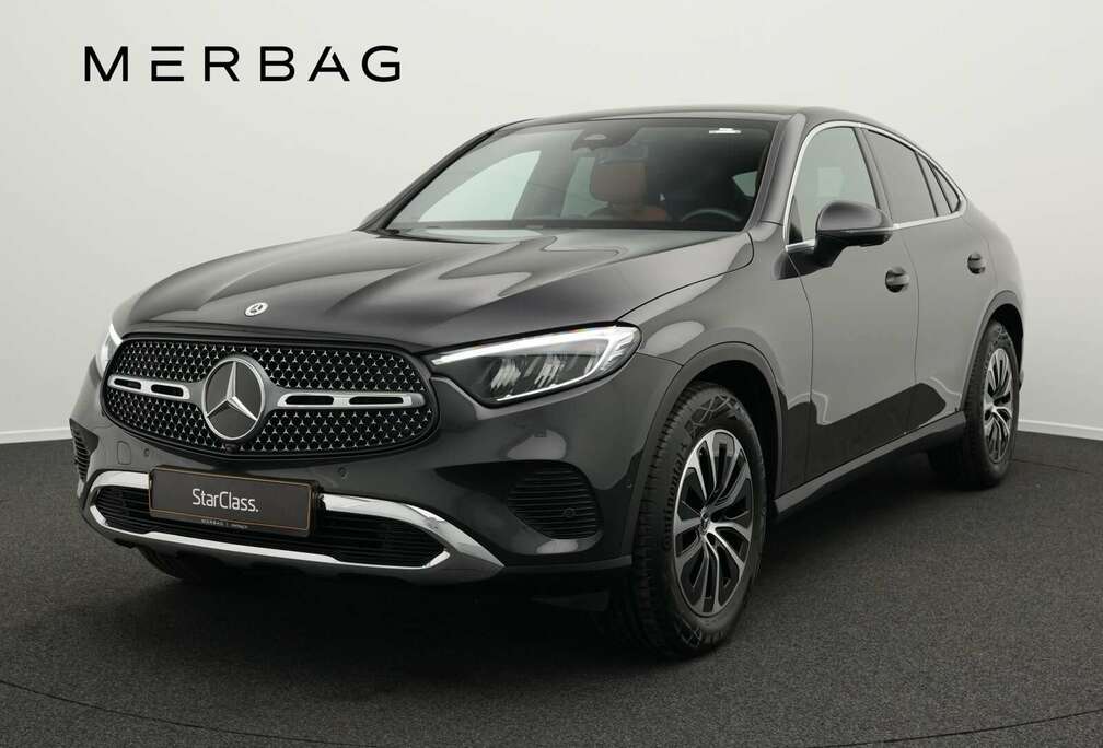 Mercedes-Benz GLC 200 4MATIC Coupé LED+Pano+AHK+360+Memo