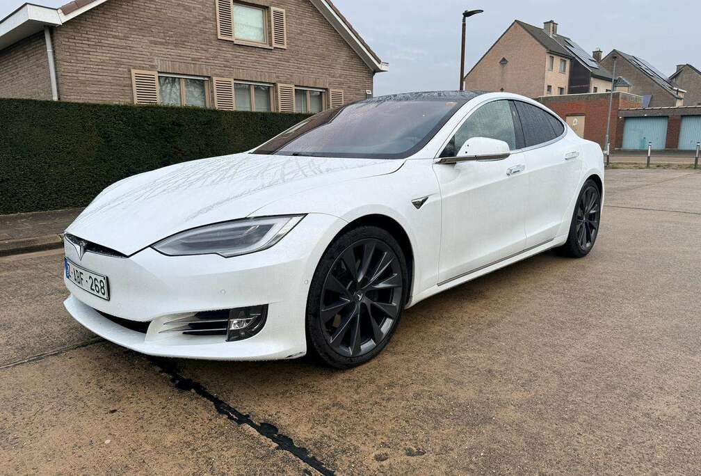 Tesla Long Range RAVEN  FREE Supercharging  FSD