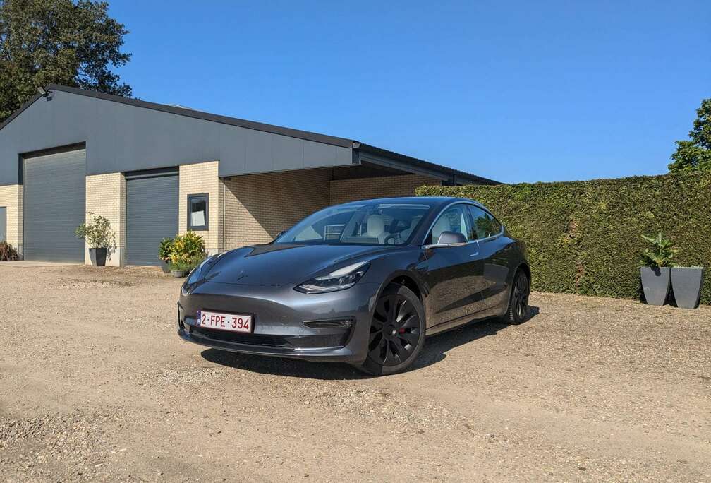 Tesla Model 3 LONG RANGE AWD FULL SELF DRIVING