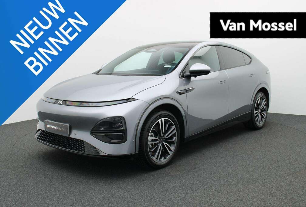 66KWH SR RWD
