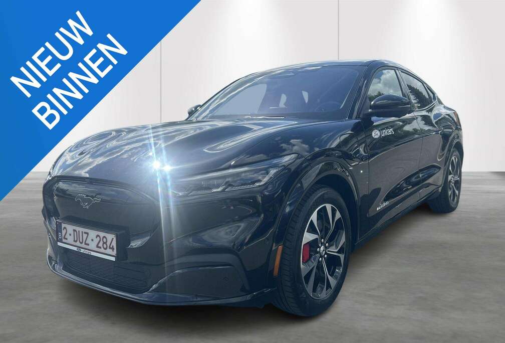 Ford 76kWh 198kW Standard Range Premium AWD