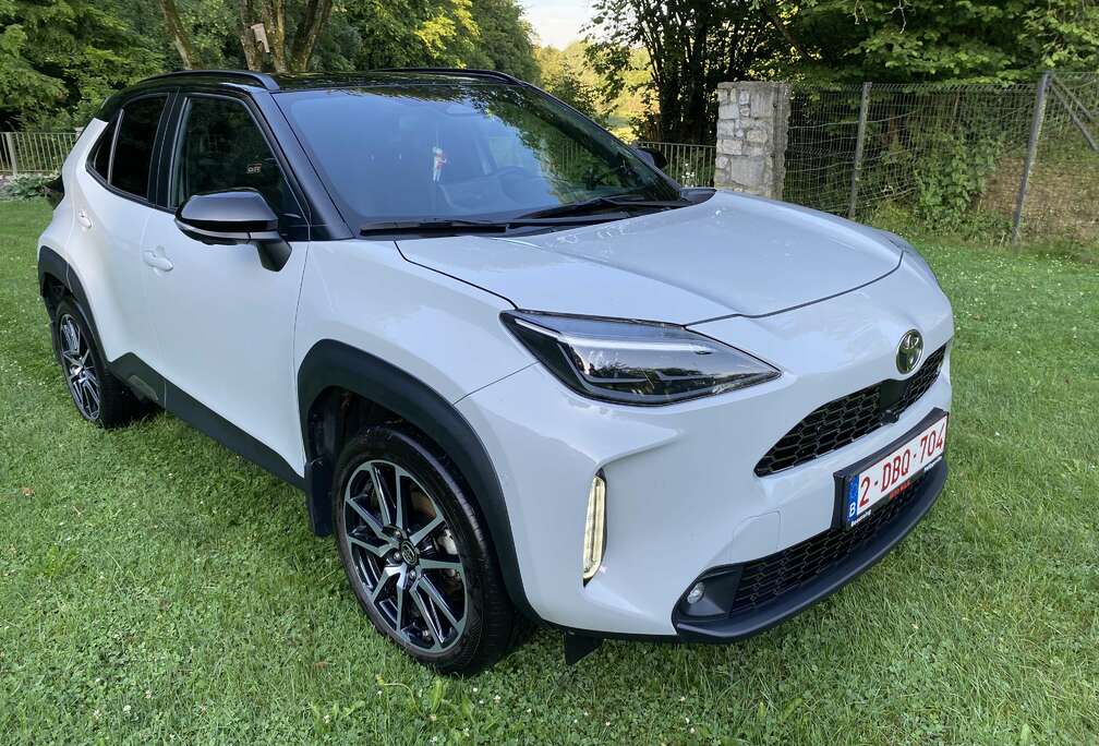 Toyota Hybrid 1.5i VVT-i E-CVT GR Sport