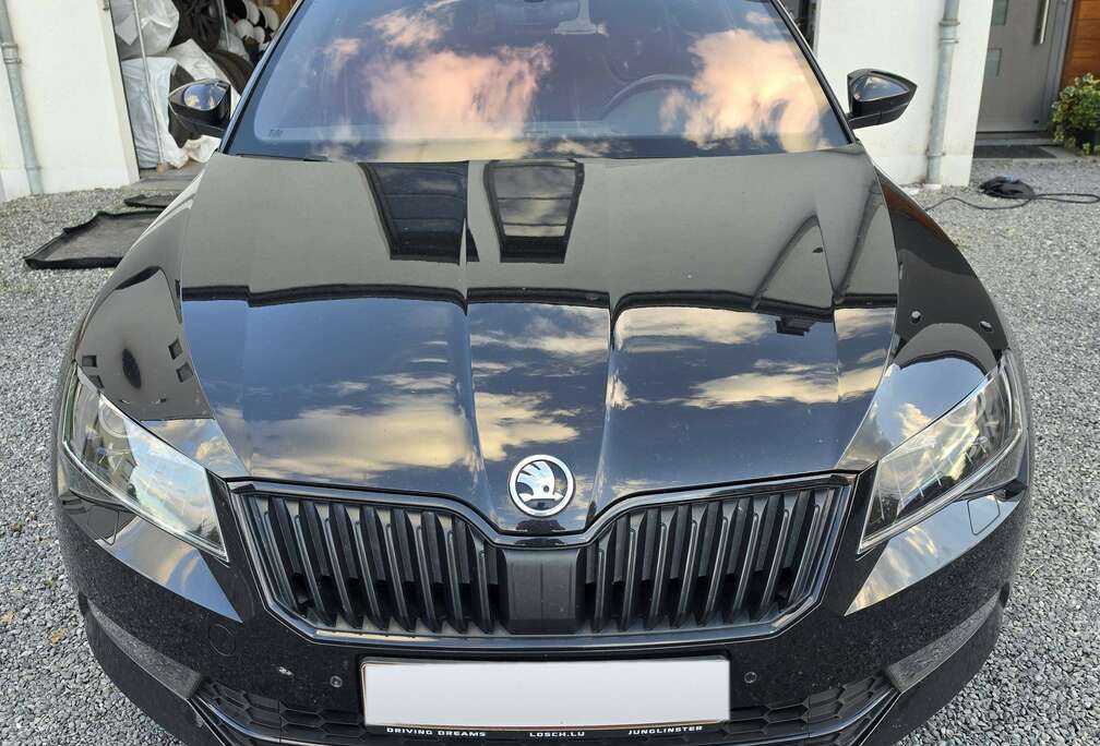 Skoda Superb Combi 2.0 CR TDi Sportline DSG