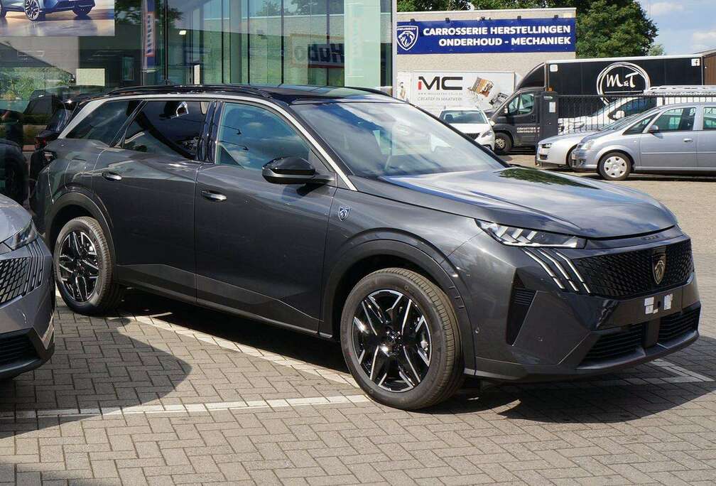Peugeot 2 STUKS 5008 Hybrid 145 e-DSC6 GT ARTENS/ TITANE