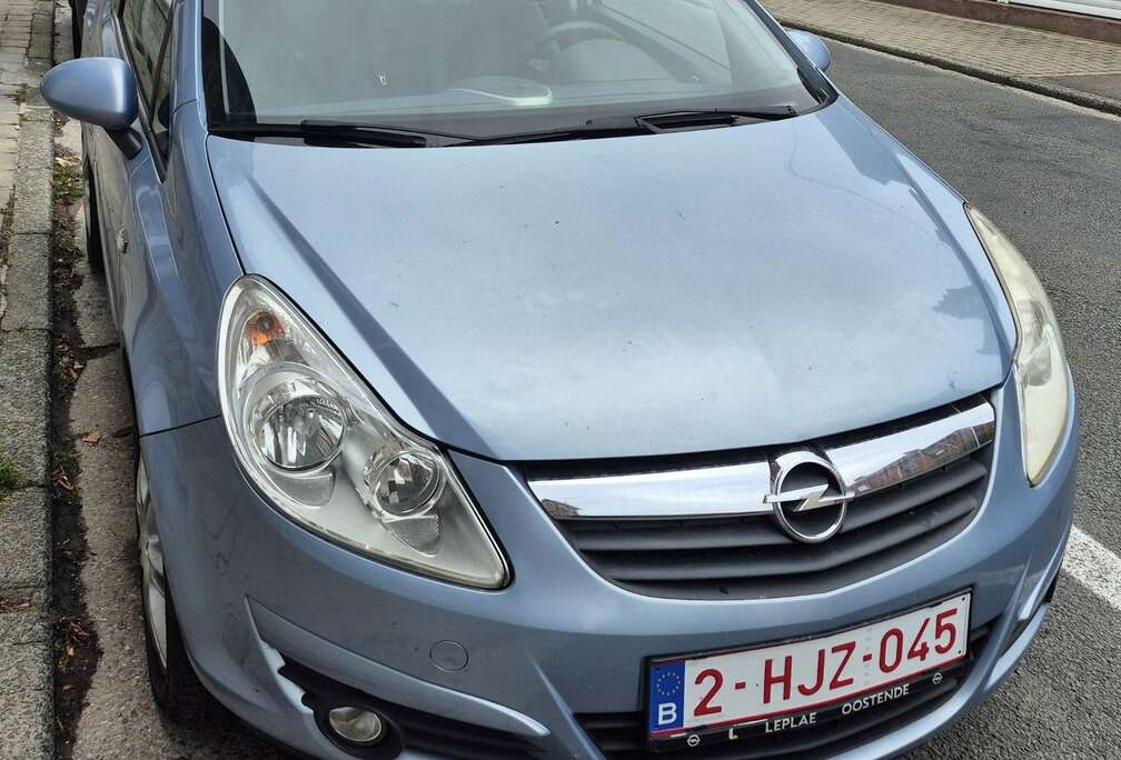 Opel 1.2i Cosmo